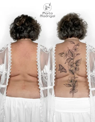 Tatouage de fleurs de pêcher et papillon tigre swallowtail sur le dos, correction visuelle de scoliose à Toulouse